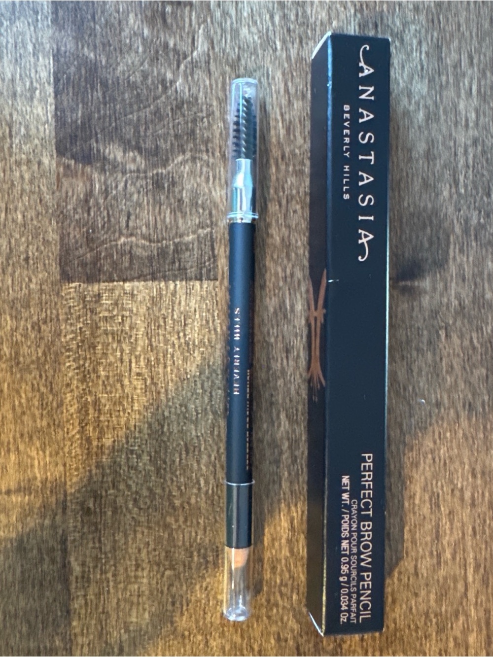 Makeup product shade label